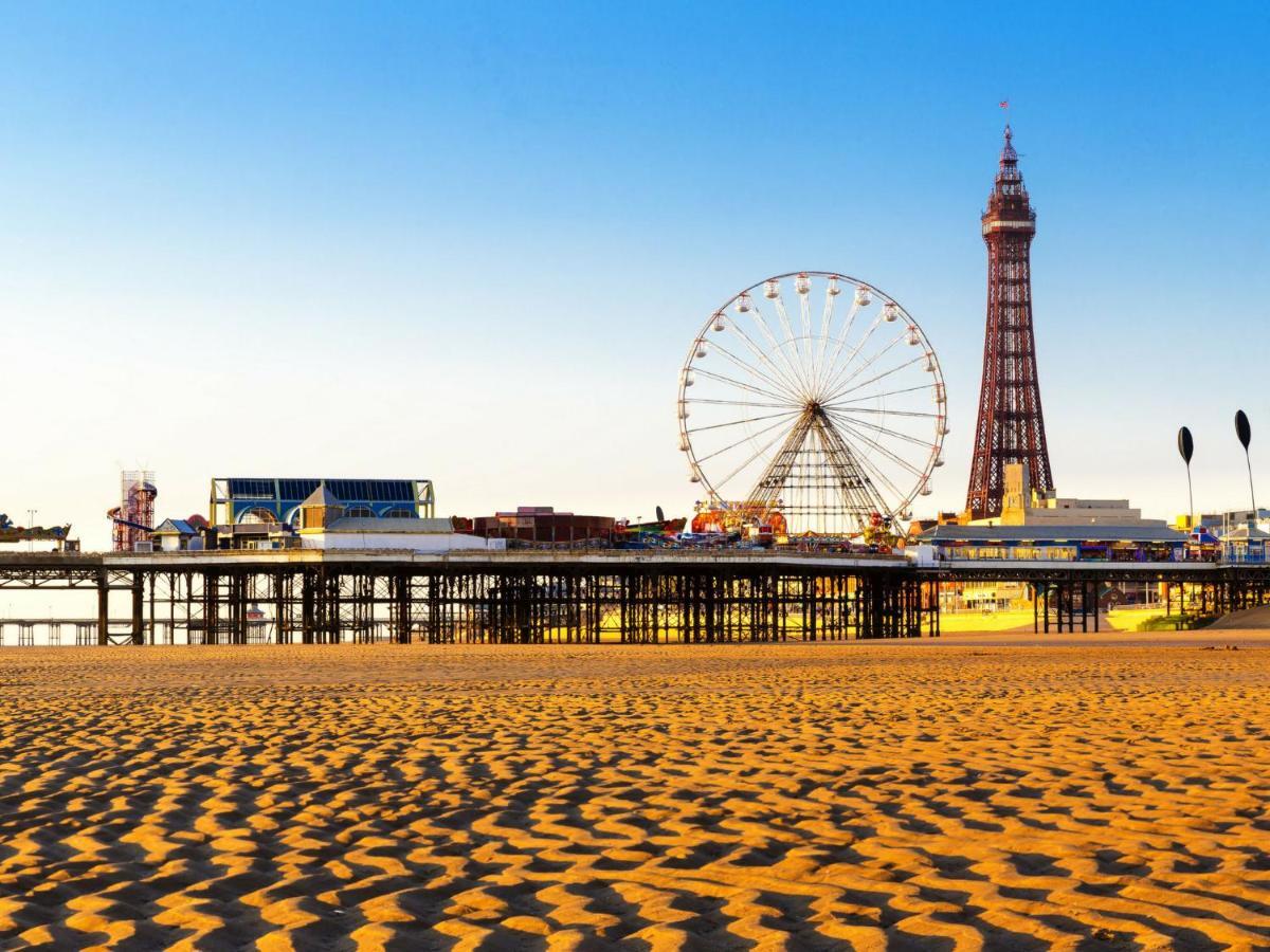 The Royal Boston Hotel By Compass Hospitality Blackpool Exterior photo